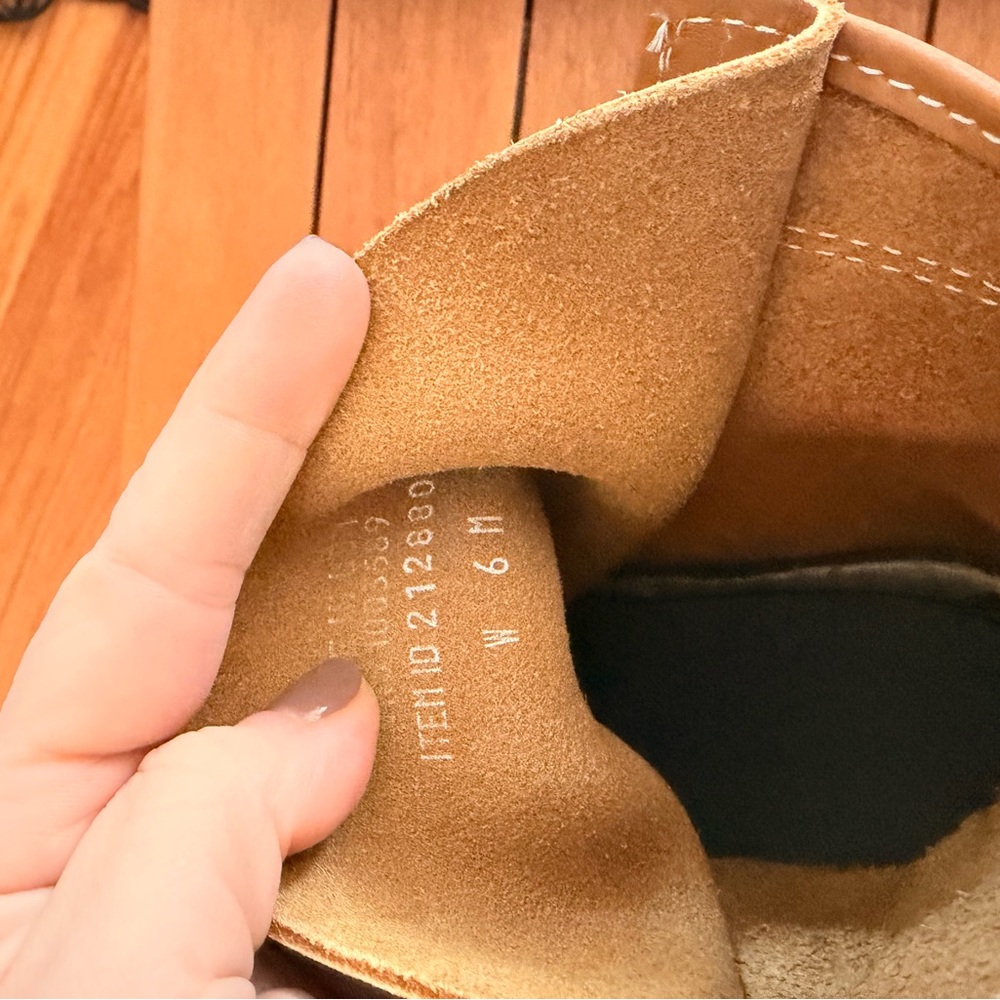 L.L. Bean Tan Leather Interior - Picture 2 of 4